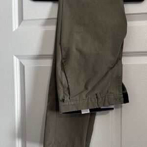 Old Navy Men's Khaki Ultimate Tech Slim
